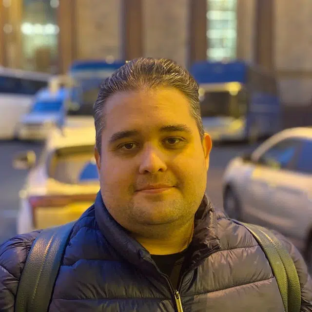 Станислав Волкер